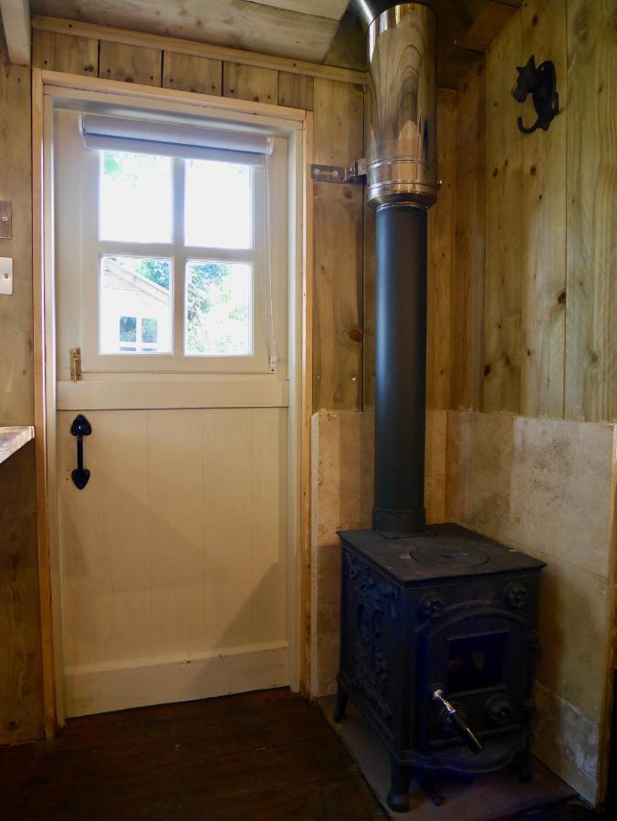 The Wayside Shepherd Hut Beaulieu Kültér fotó